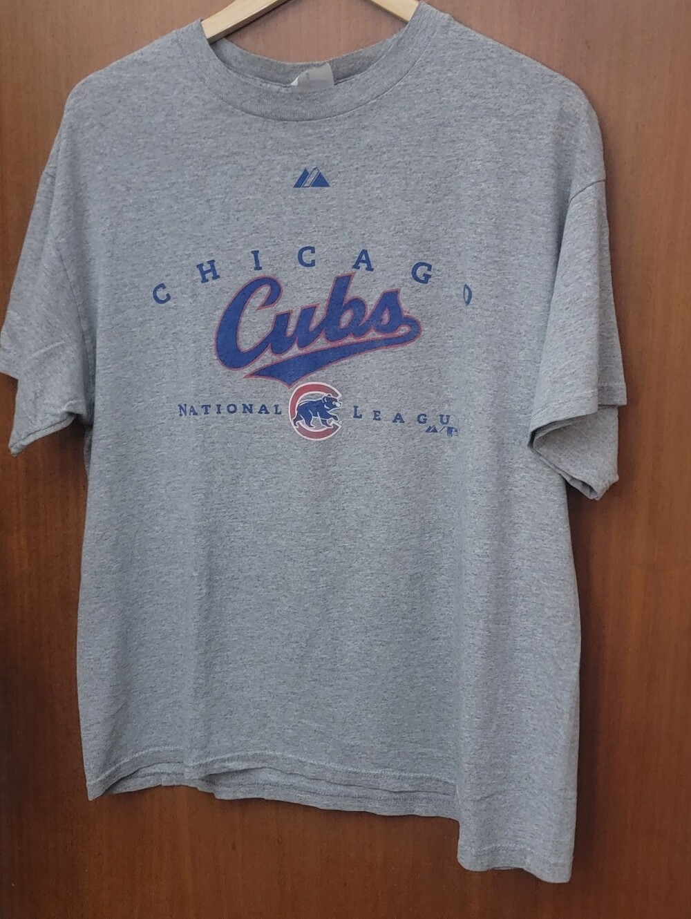 Majestic Chicago Cubs MLB Baseball Gray Short Sleeve T-Shirt Shirt